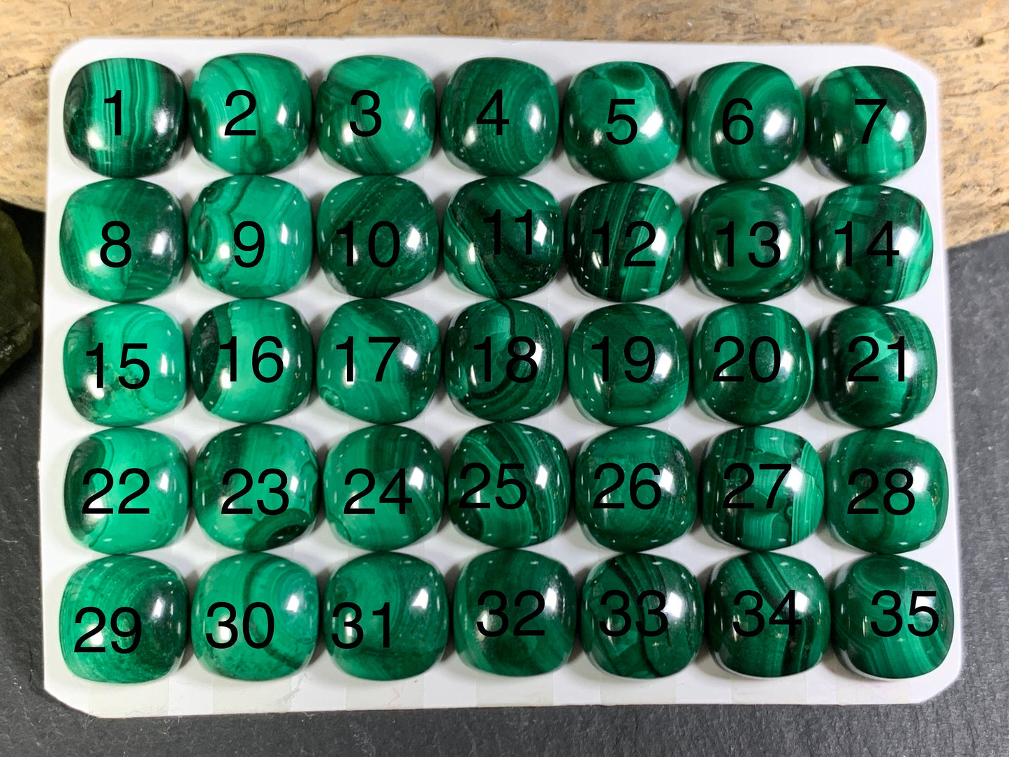 Malachite square cushion 10mm cabochon - Calibrated cabochons