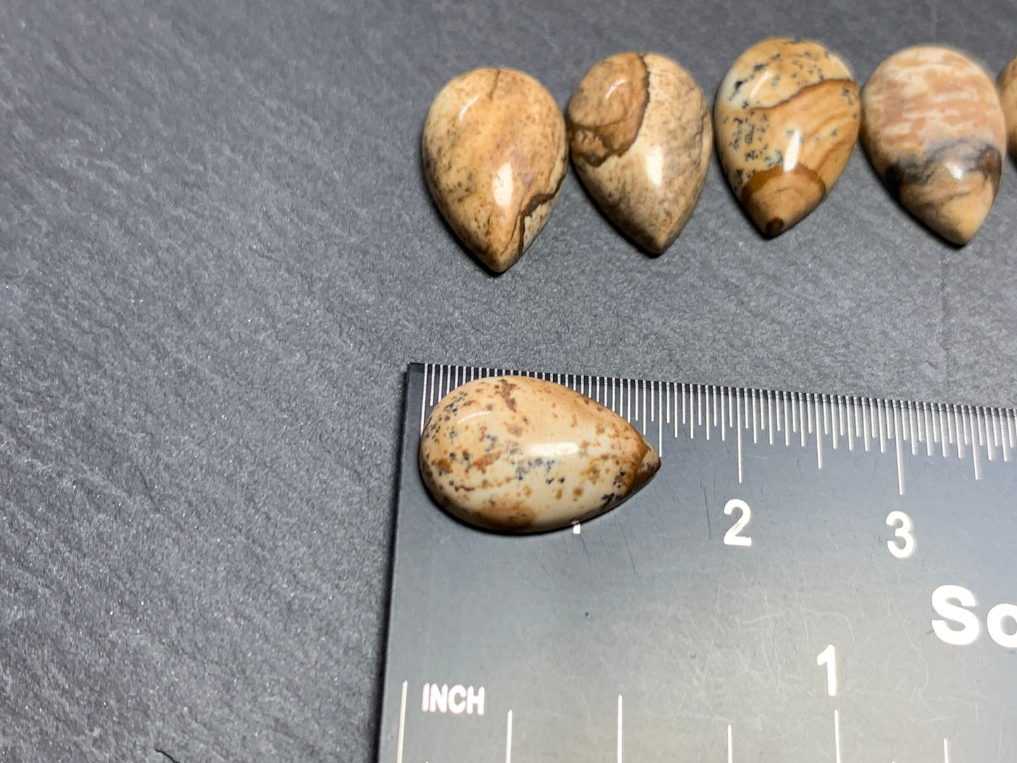 Picture Jasper pear 10x15mm cabochon - Calibrated cabochons