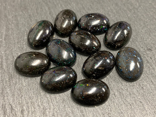 Black Andamooka Opal oval 10x14mm cabochon - Matrix Australian Opal