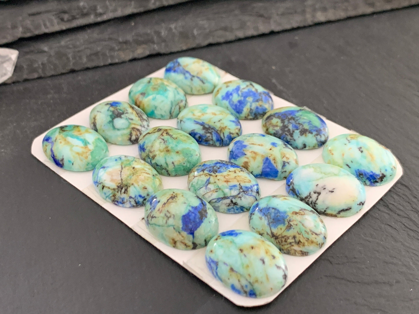 Azurite oval 15x20mm cabochon- Calibrated cabochons