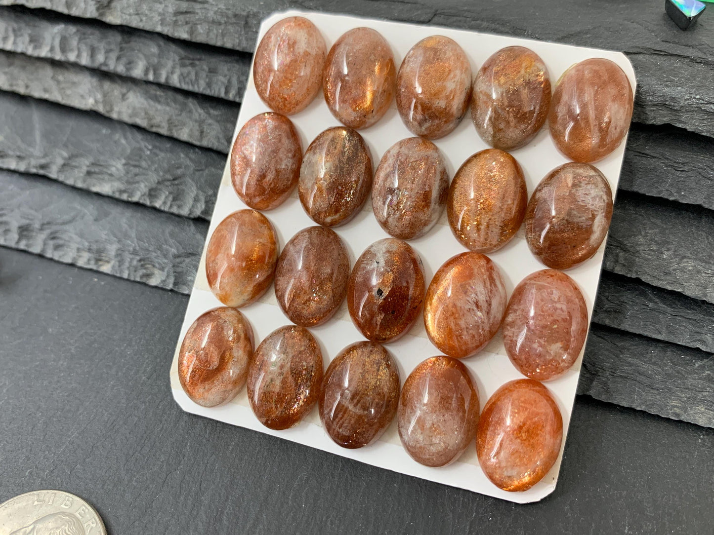 Sunstone oval 13x18mm cabochon - Calibrated cabochons