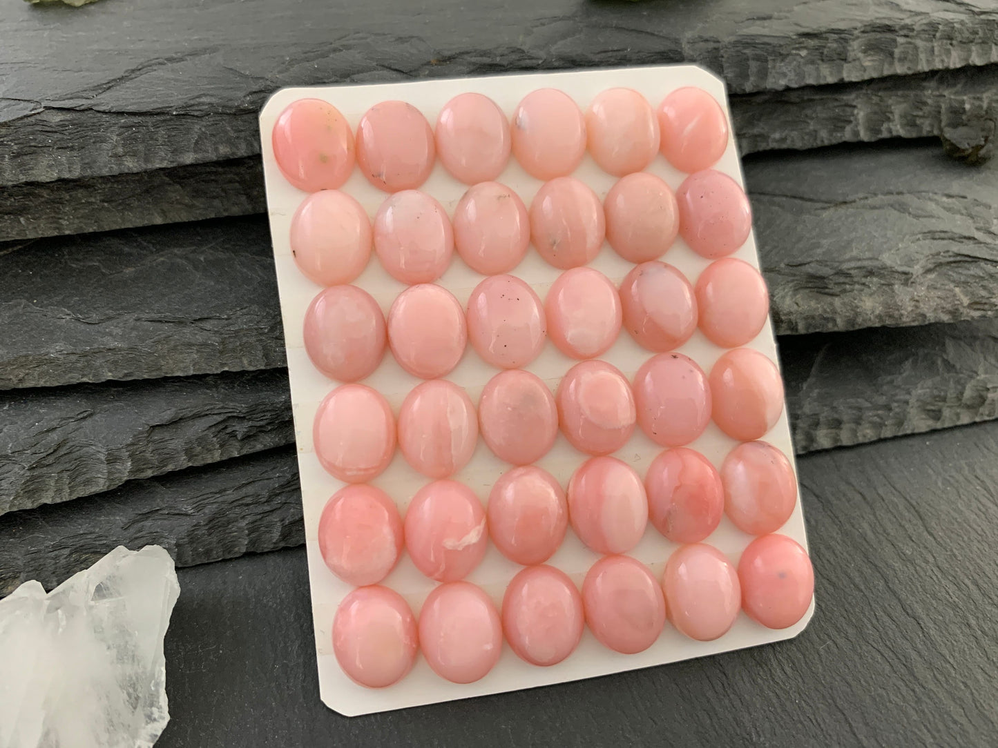 Pink Opal oval 10x12mm cabochon - Calibrated cabochons