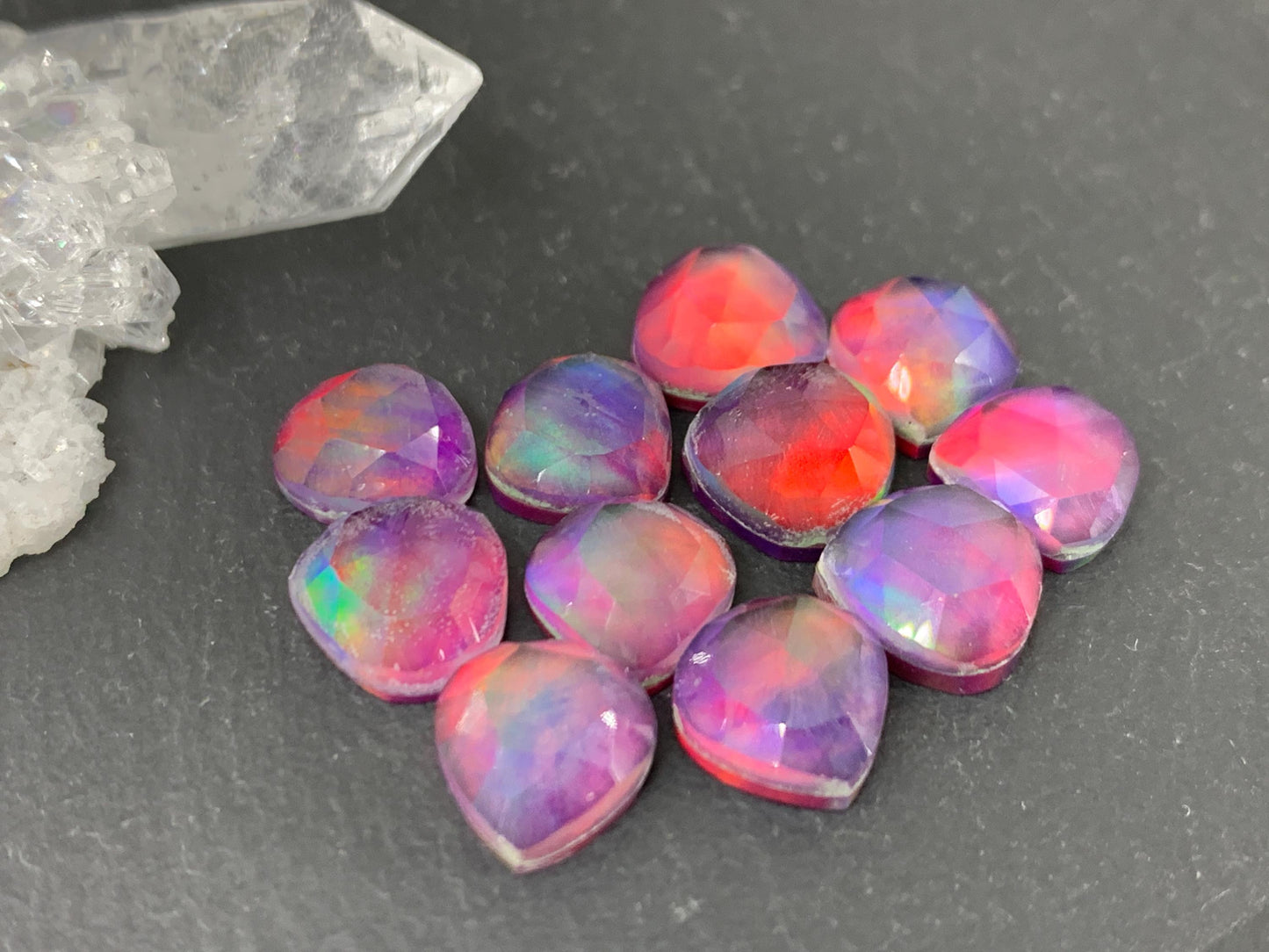 Faceted Aurora Opal pear 8mm cabochon - Doublet cabochons