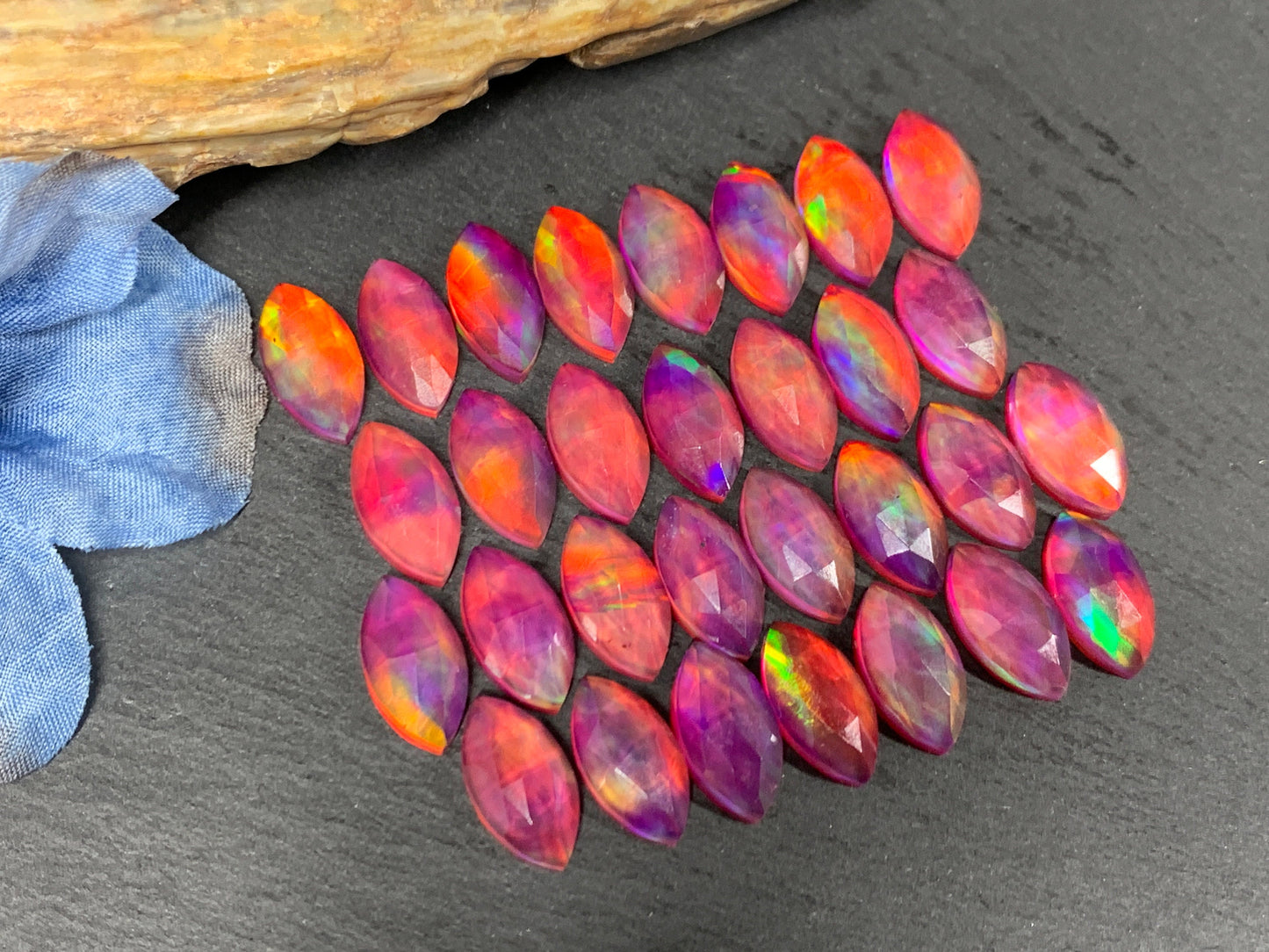 Faceted Aurora Opal marquise 8x16mm cabochon - Doublet cabochons