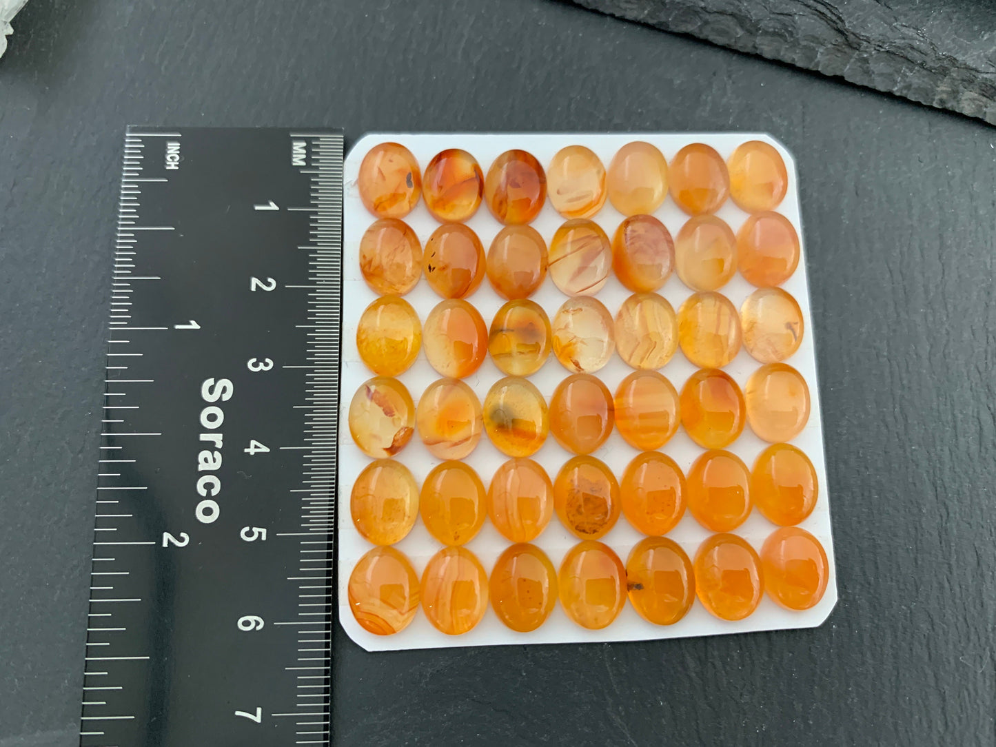 Carnelian oval 8x10mm cabochon - Calibrated cabochons