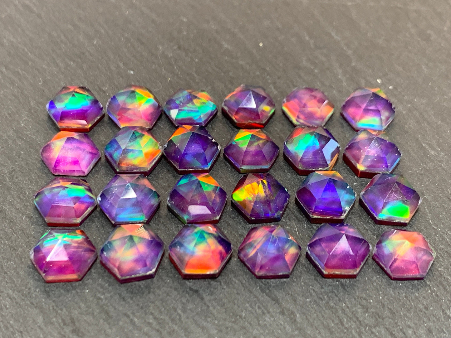 Faceted Aurora Opal hexagon 8mm cabochon - Doublet cabochon