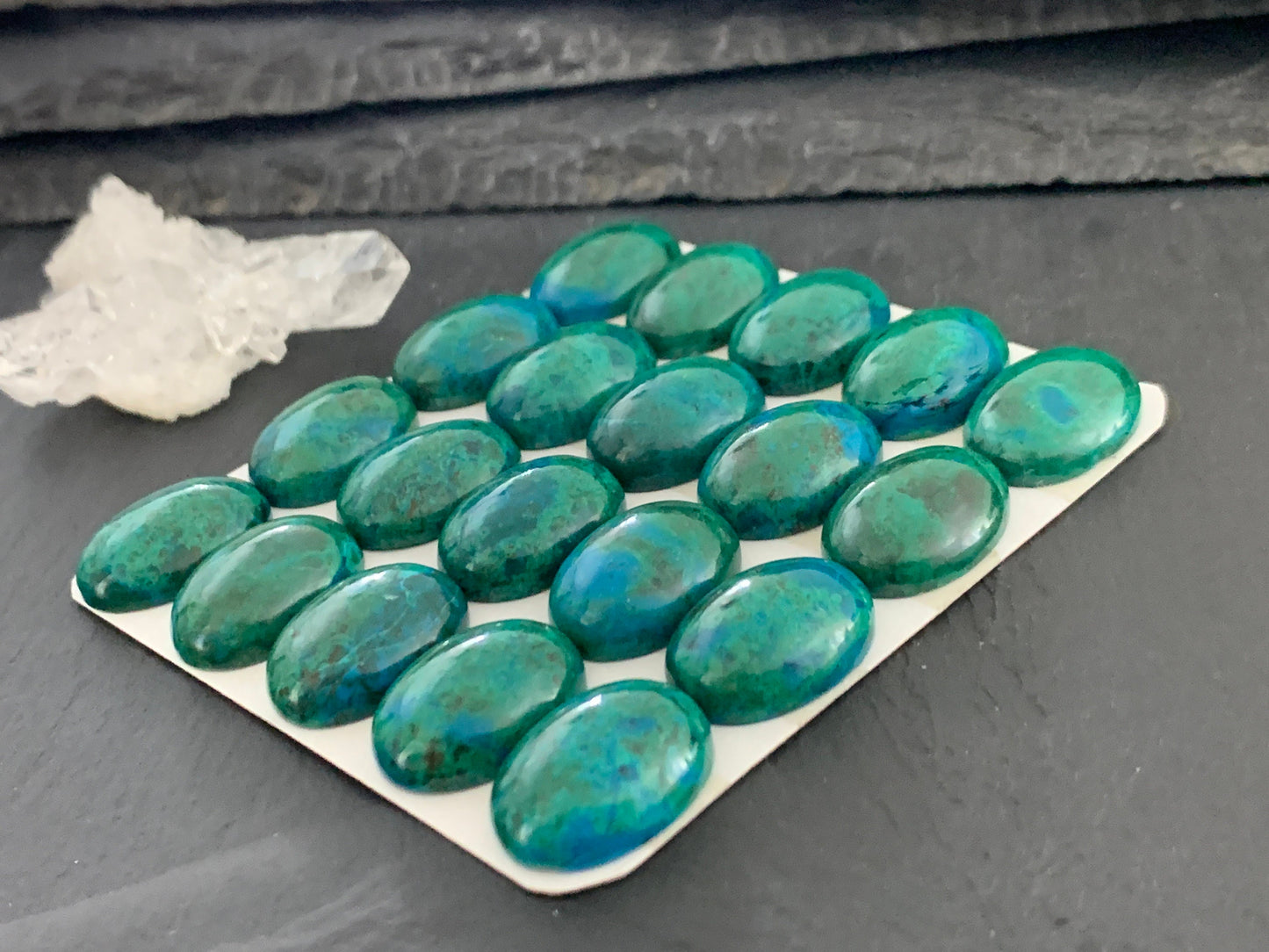Chrysocolla oval 13x18mm cabochon - Calibrated cabochons