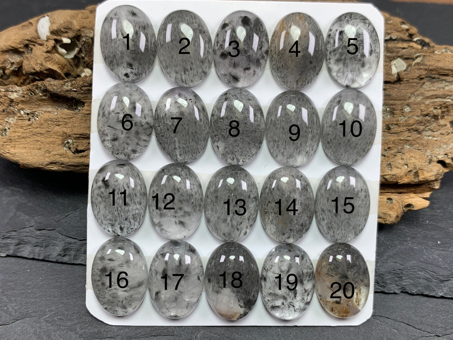 Super 7 oval 13x18mm cabochon - Calibrated cabochons
