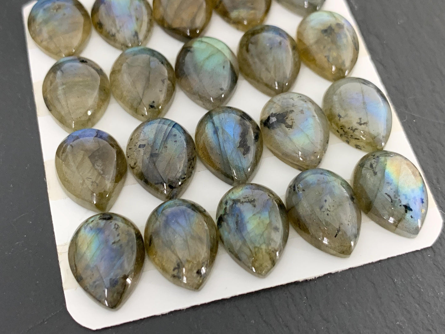 Labradorite pear 12x16mm Cabochon - Calibrated Cabochons