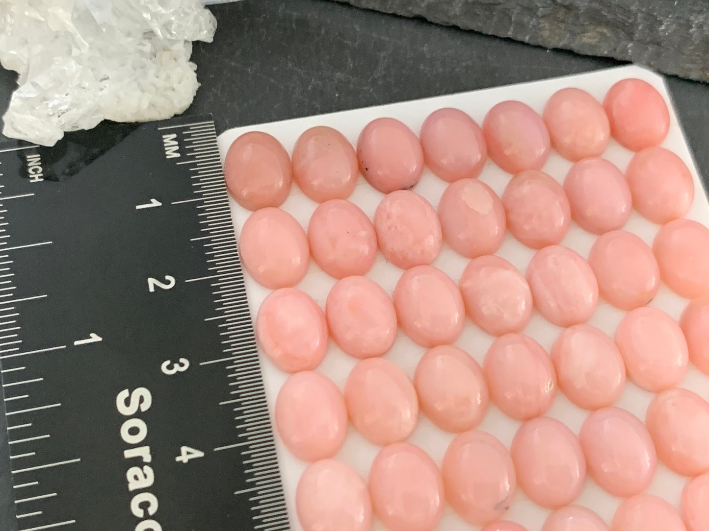 Pink Opal oval 8x10mm cabochon - Calibrated cabochons