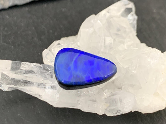 Australian Opal doublet 9x14x4mm cabochon