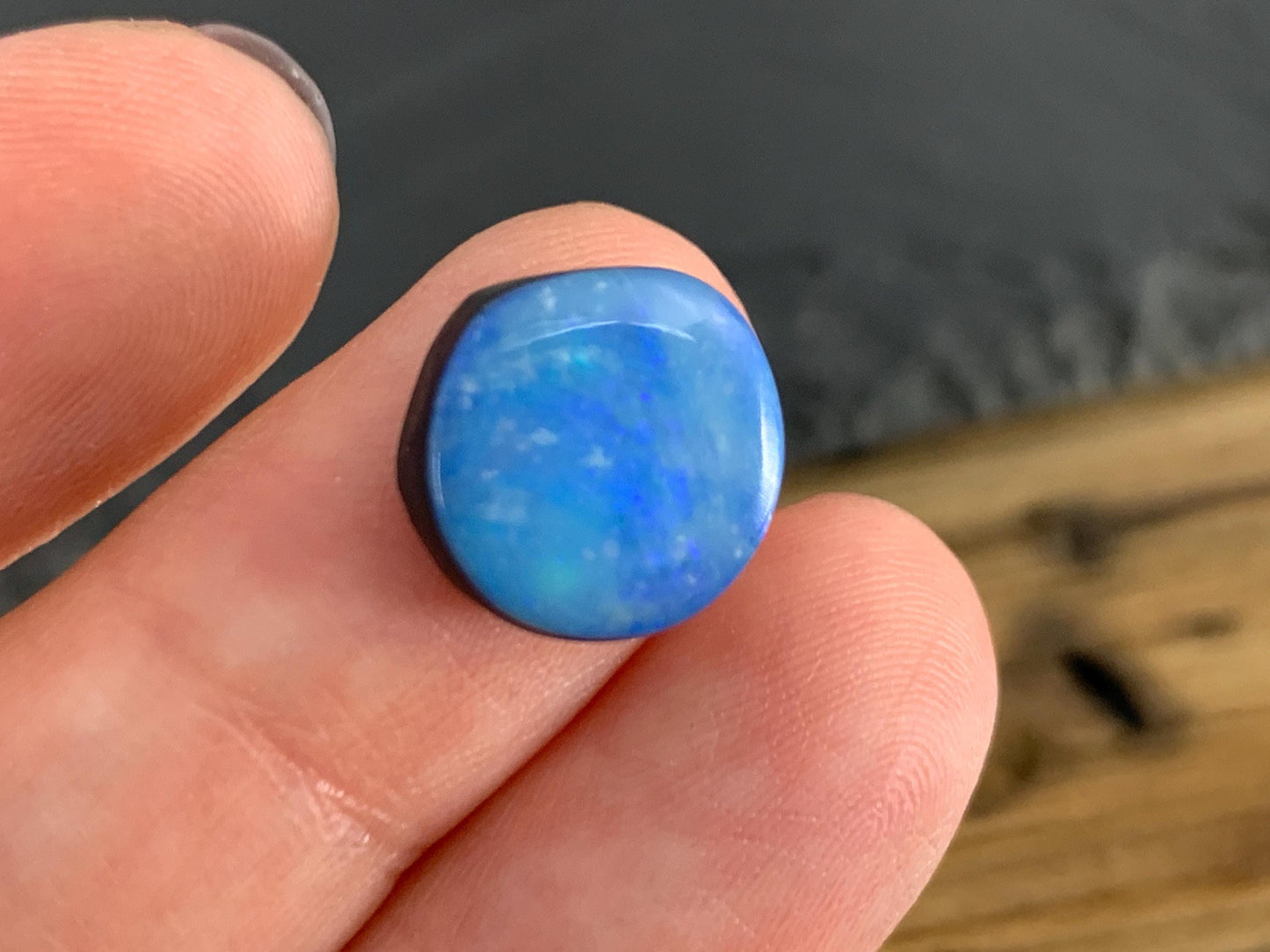 Australian Opal doublet 11x12x5mm cabochon