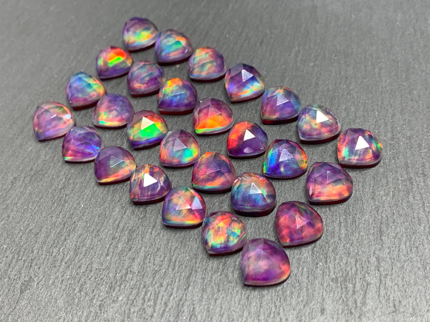 Faceted Aurora Opal pear 10mm cabochon - Doublet cabochons