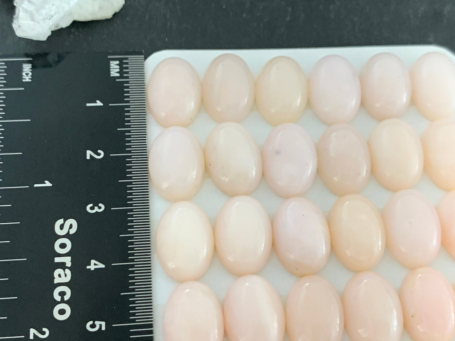 Pink Opal oval 10x14mm cabochon - Calibrated cabochons