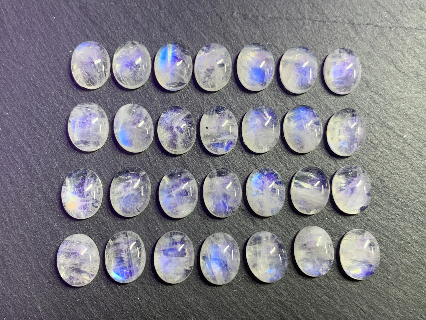 Rainbow Moonstone oval 8x10mm cabochon - Calibrated cabochons