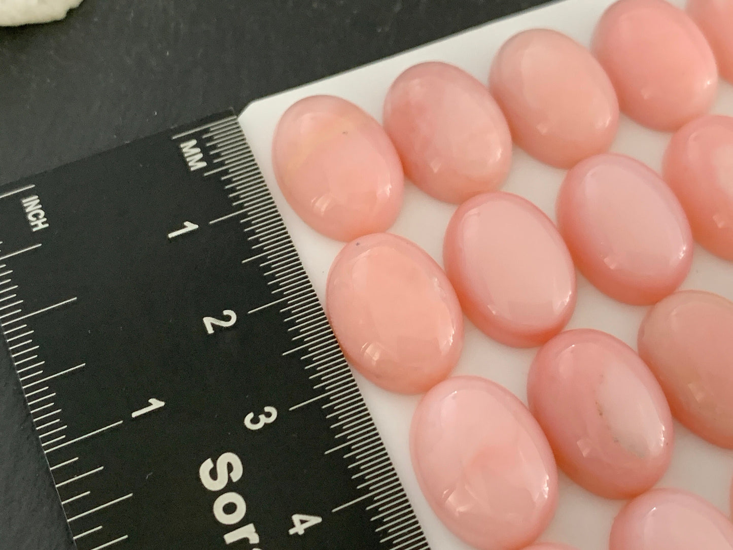 Pink Opal oval 12x16mm cabochon - Calibrated cabochons