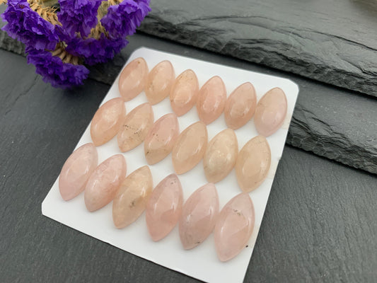 Salmon Morganite marquise 10x20mm cabochon - Calibrated cabochons