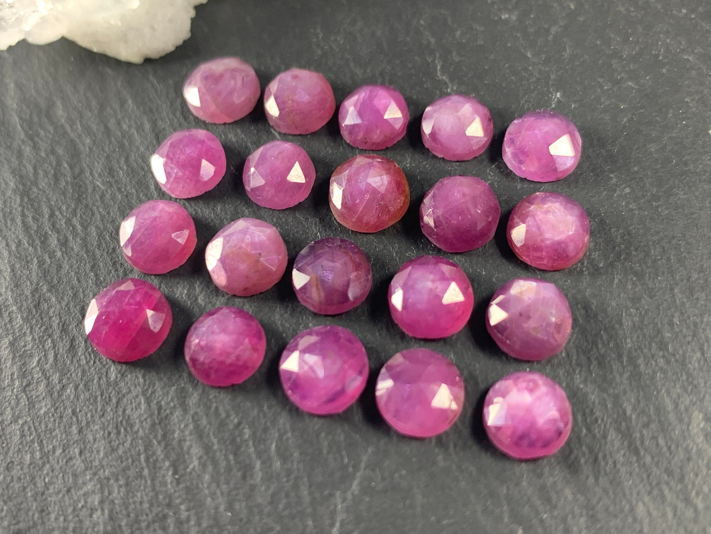 Faceted Silky Star Sapphire round 7mm Cabochon