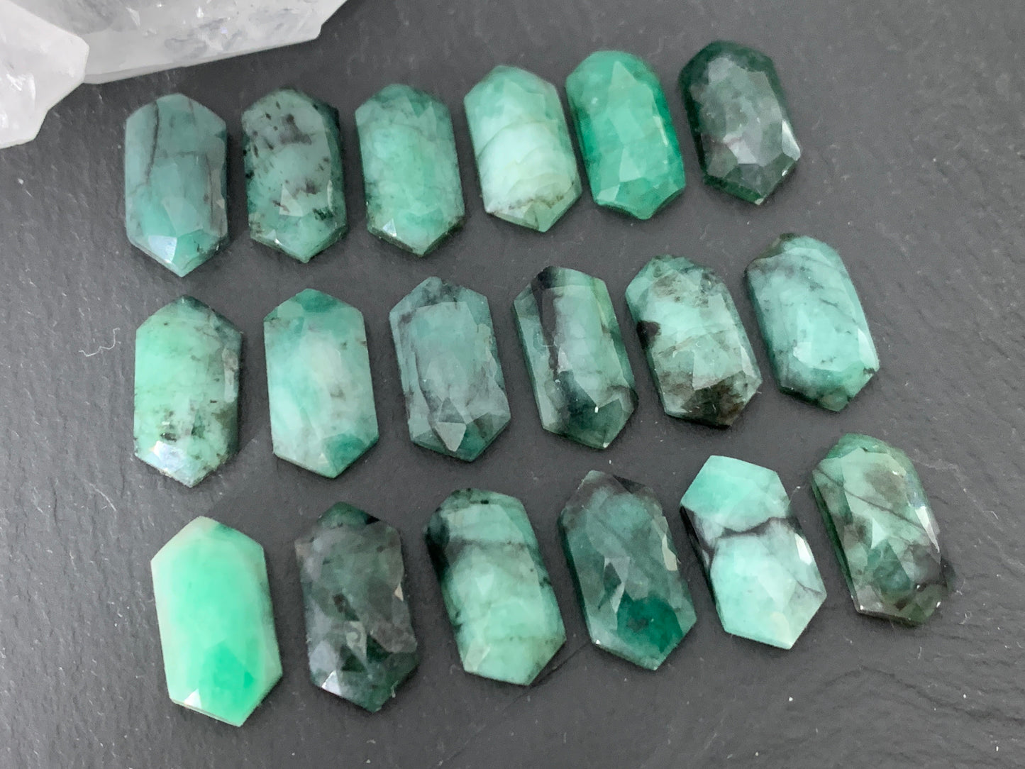 Faceted Emerald long hexagon 8x16mm cabochon
