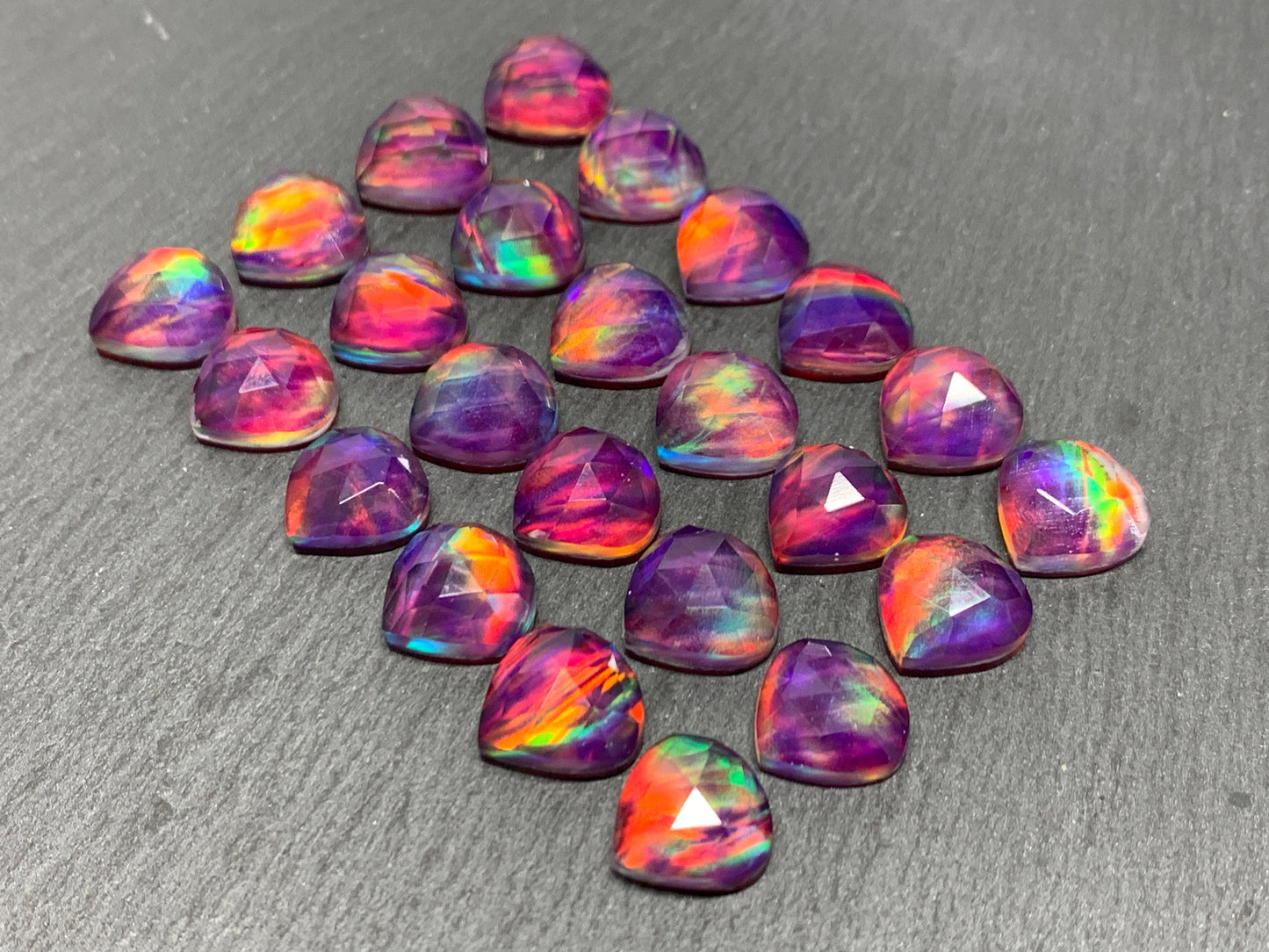 Faceted Aurora Opal pear 12mm cabochon - Doublet cabochons