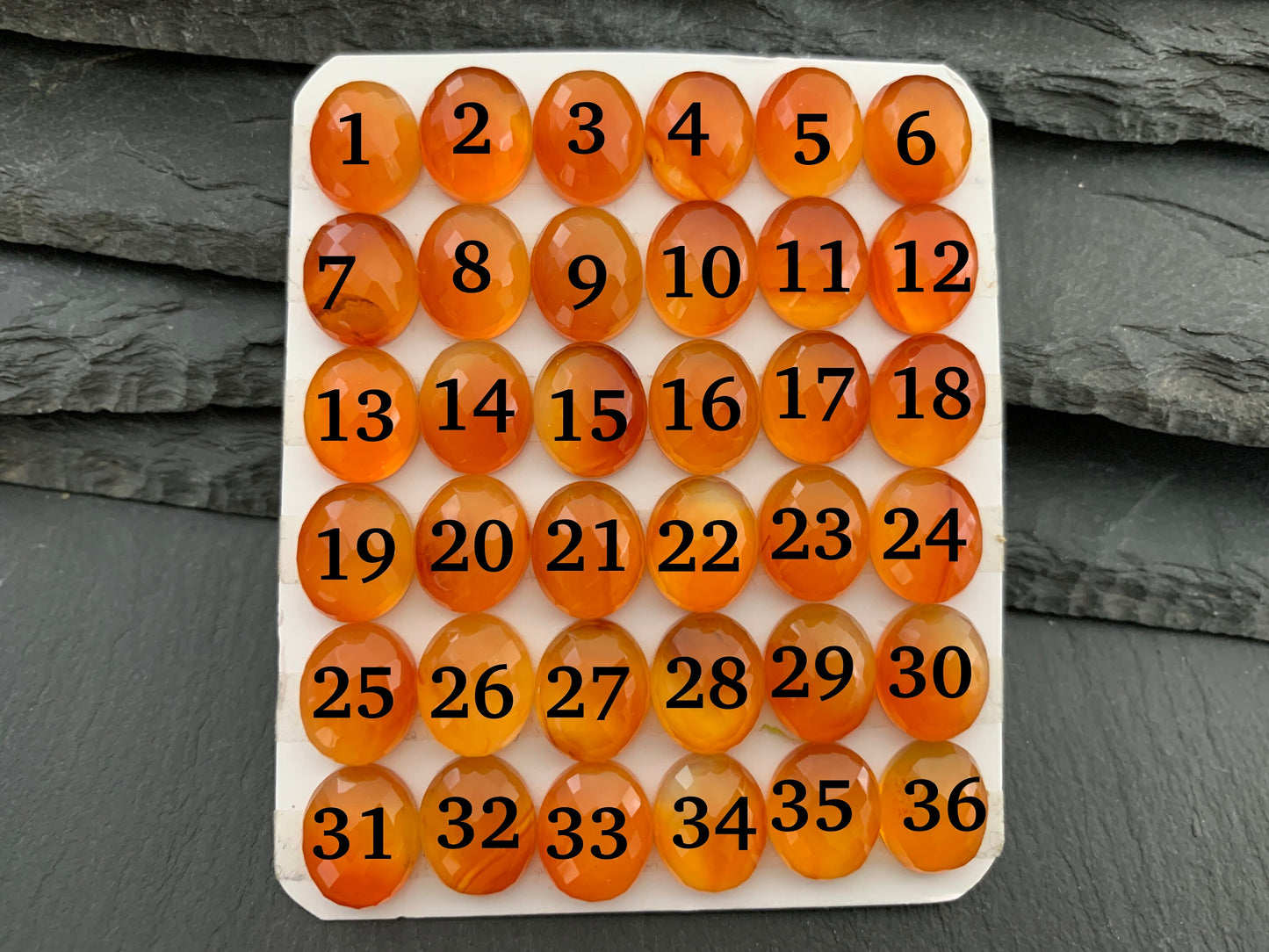 Faceted Carnelian oval 10x12mm cabochon - Calibrated cabochons