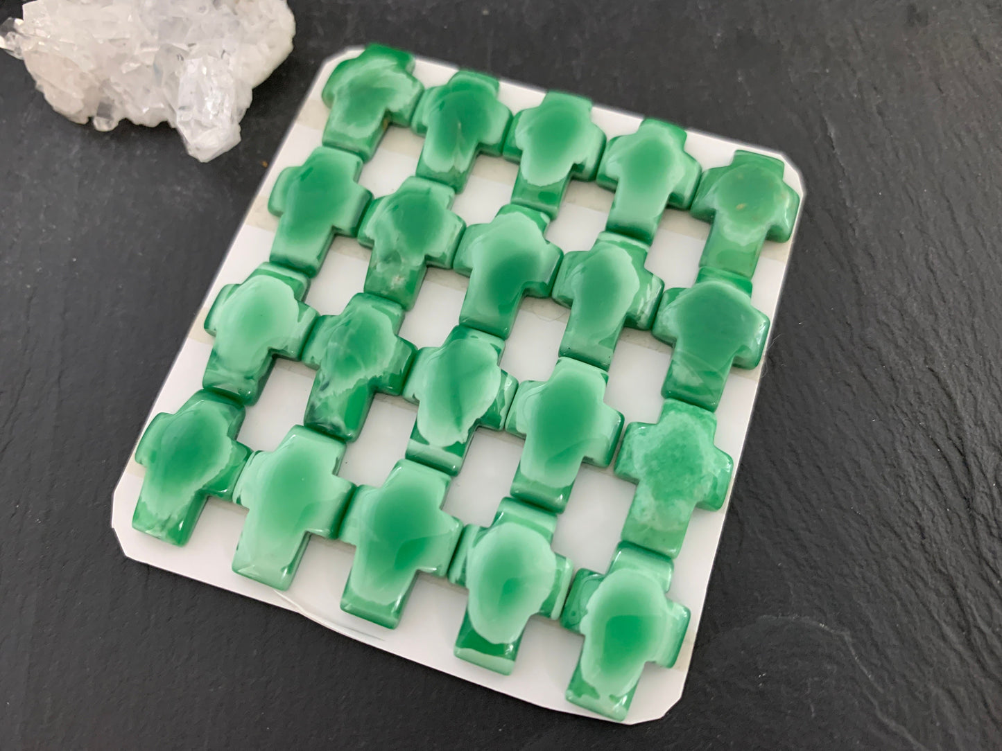 Variscite cross 12x16mm cabochon - Calibrated cabochons