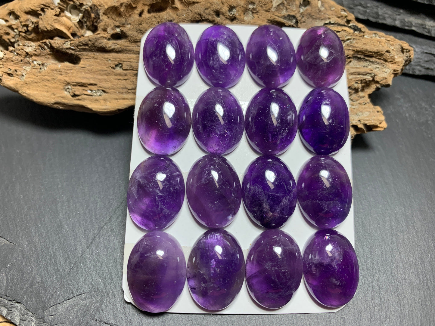 Amethyst oval 15x20mm cabochon - Calibrated cabochons