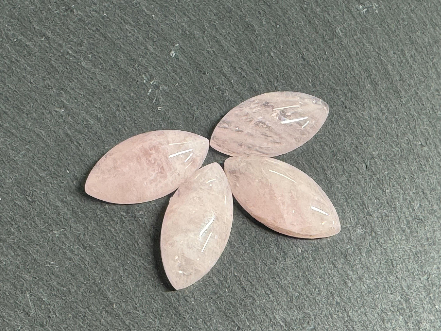 Pink Morganite marquise 10x20mm cabochon - Calibrated cabochons