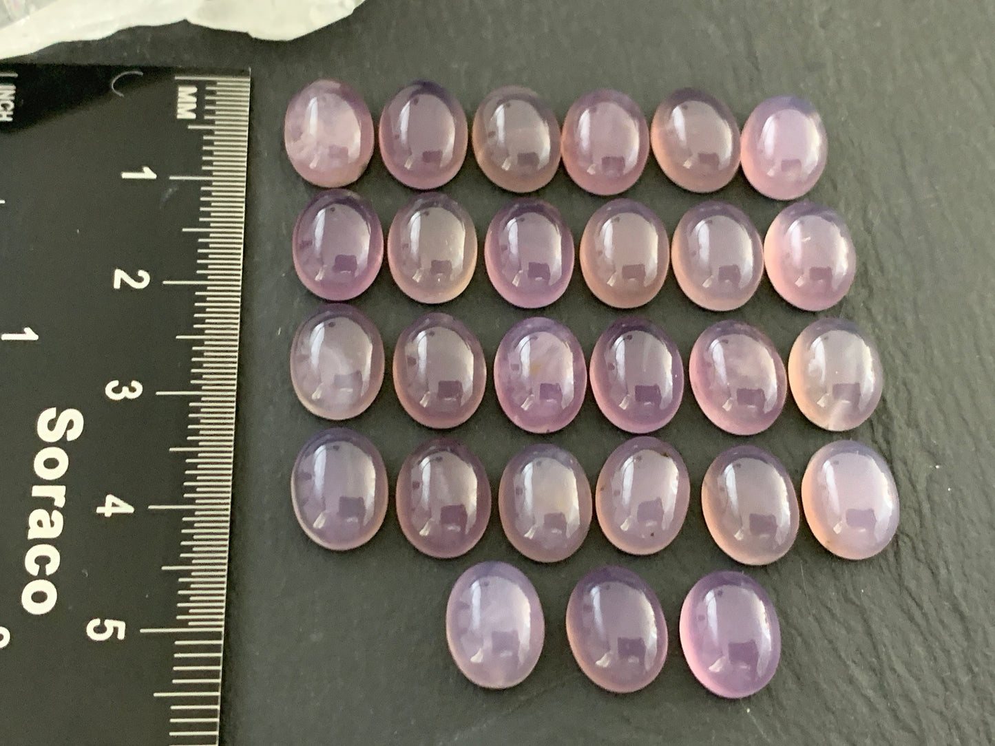 Purple Chalcedony oval 8x10mm cabochon - Calibrated cabochons