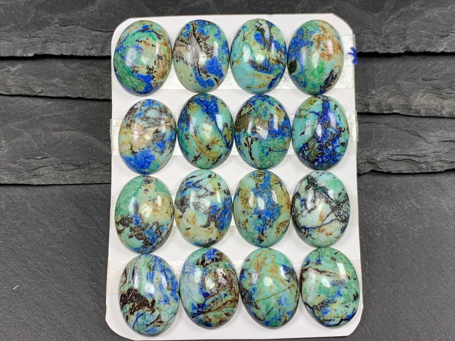 Azurite oval 15x20mm cabochon - Calibrated cabochons