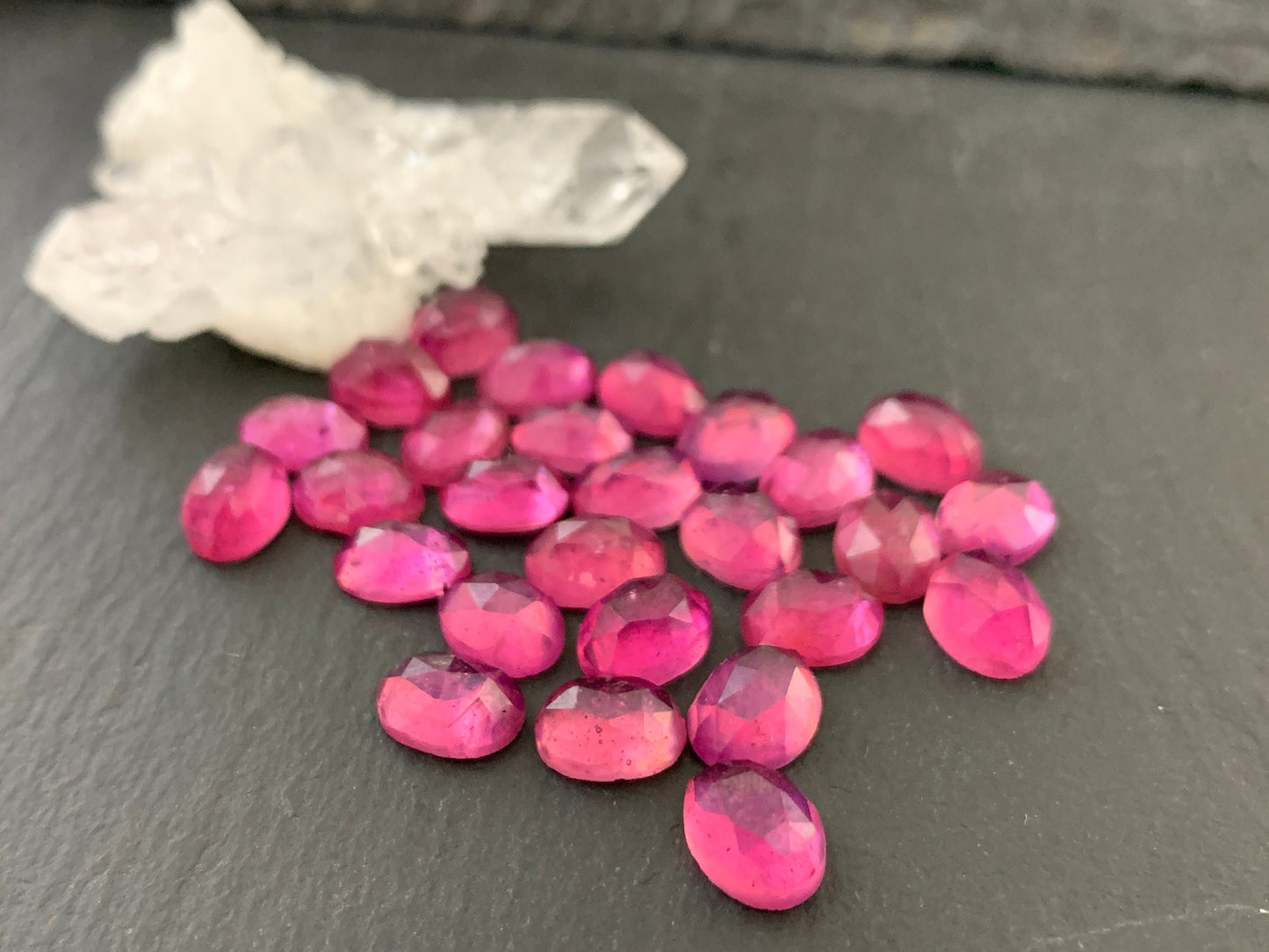 Faceted Thailand Pink Sapphire oval 6x8mm Cabochon | Natural Raspberry Sapphire