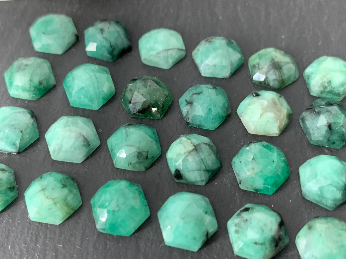 Faceted Emerald hexagon 8mm cabochon