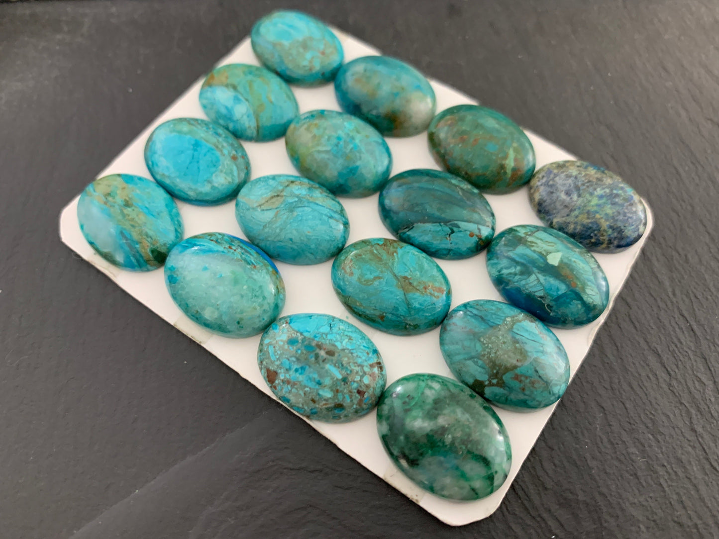 Opaline oval 15x20mm cabochon - Calibrated cabochons