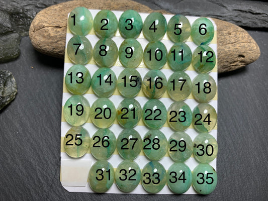 Chrysocolla Quartz oval 10x12mm cabochon - Calibrated cabochons