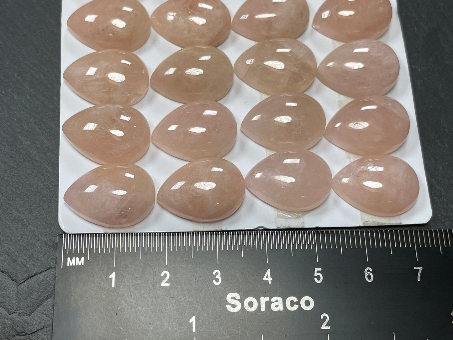 Morganite pear 13x18mm cabochon - Calibrated Cabochons