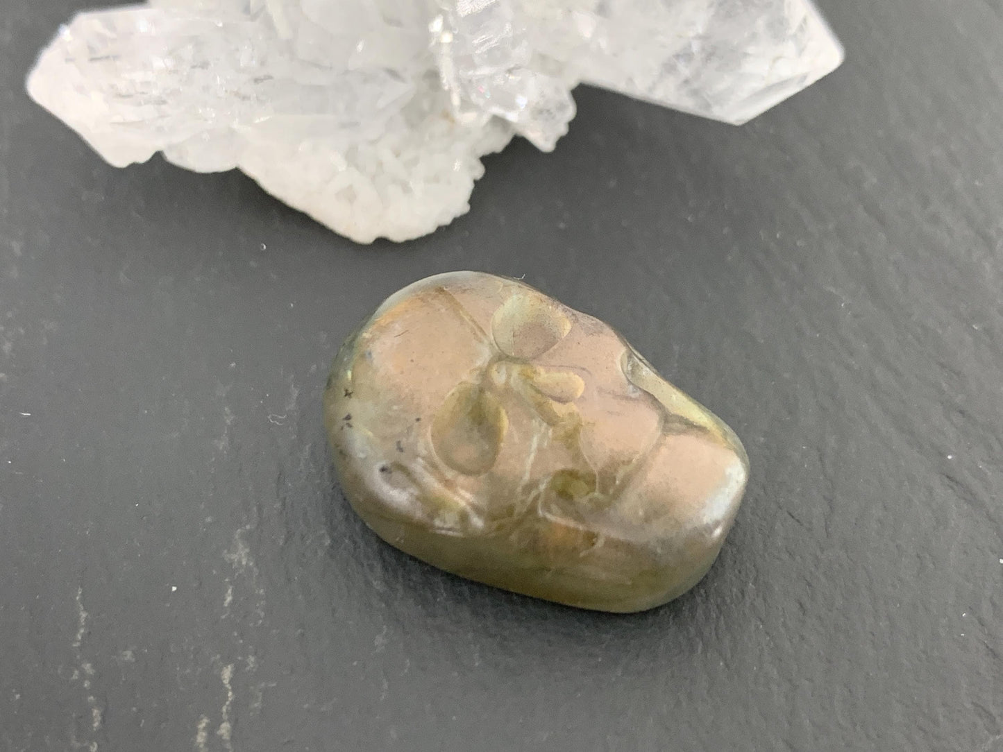 Labradorite Skull Cabochon 14x21mm, Labradorite Skull, Natural Gemstone, Halloween Jewelry, Handcrafted Accessory
