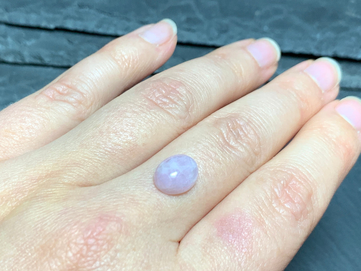 Kunzite oval 8x10mm cabochon - Calibrated cabochons