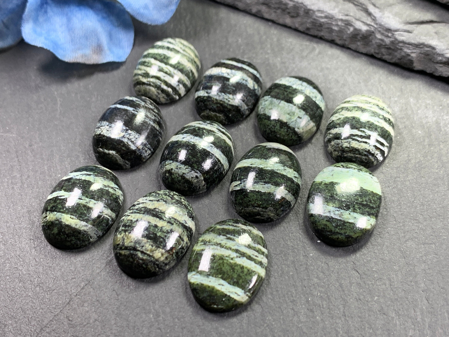 Zebra Jasper oval 15x20mm cabochon - Calibrated cabochons
