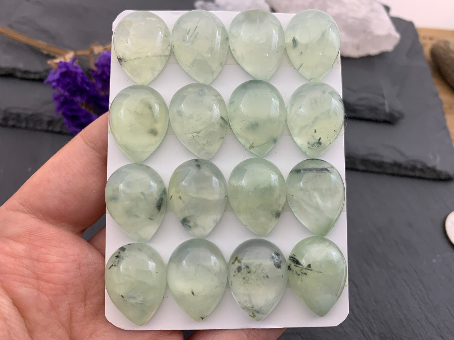 Prehnite pear 15x20mm cabochon - Calibrated cabochons