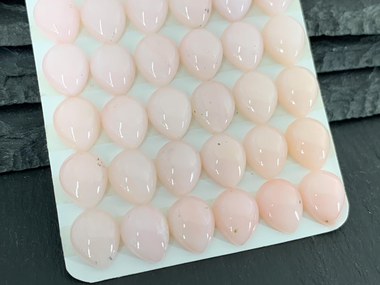 Pink Opal pear 10x12mm cabochon - Calibrated cabochons/ Light pink
