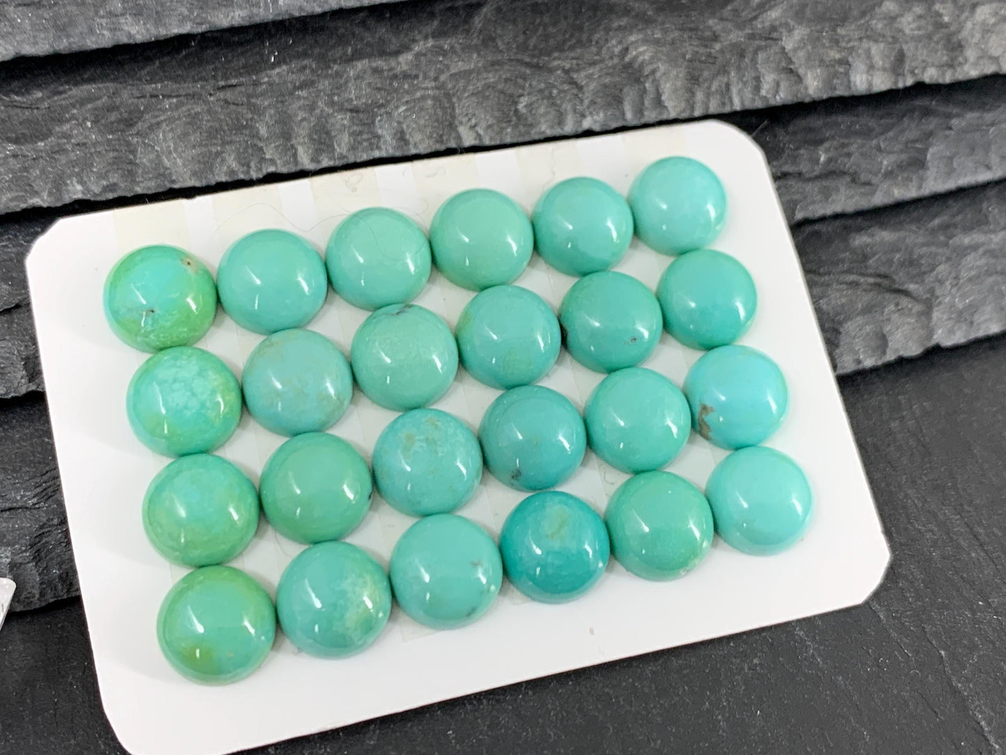 Turquoise round 8mm cabochon - Calibrated cabochons