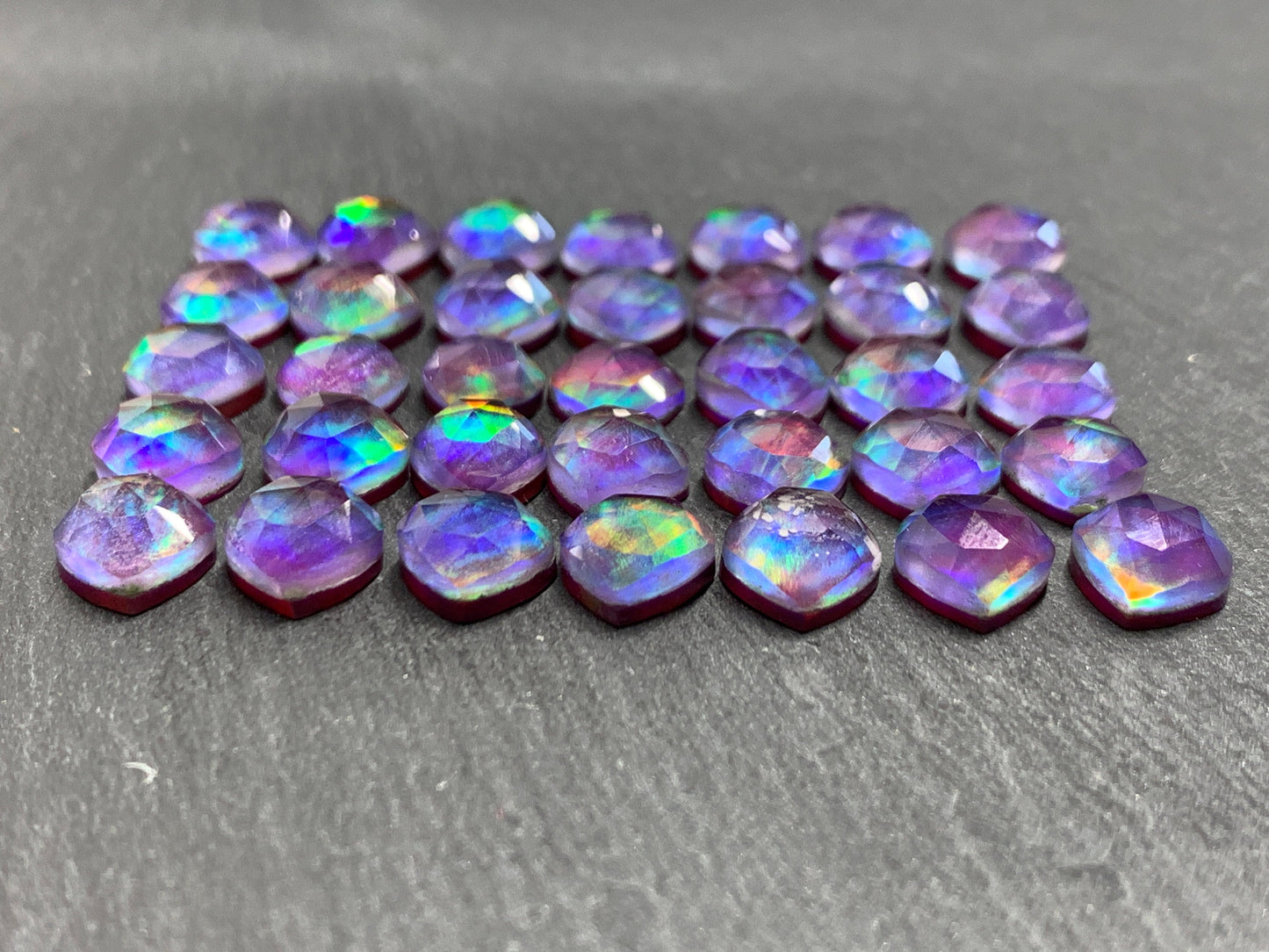 Faceted Aurora Opal pear 8mm cabochon - Doublet cabochons