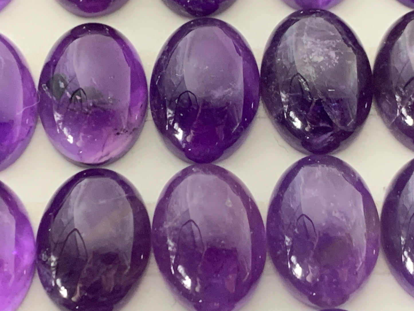 Amethyst oval 12x16mm cabochon - Calibrated cabochons