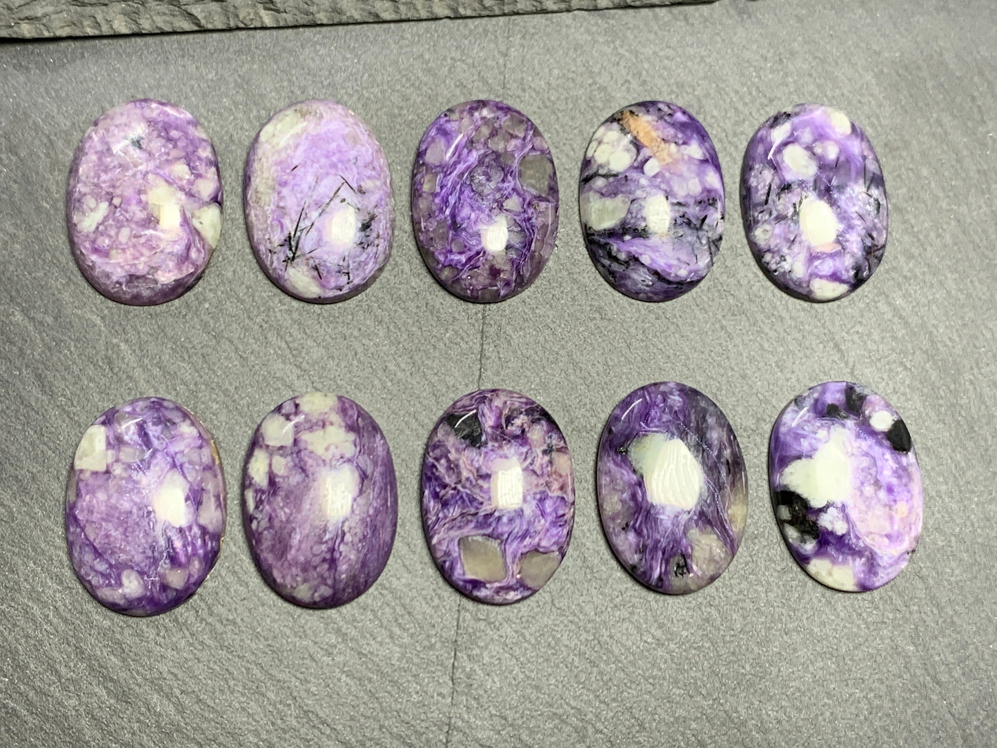 Charoite oval 18x25mm cabochon - Calibrated cabochons