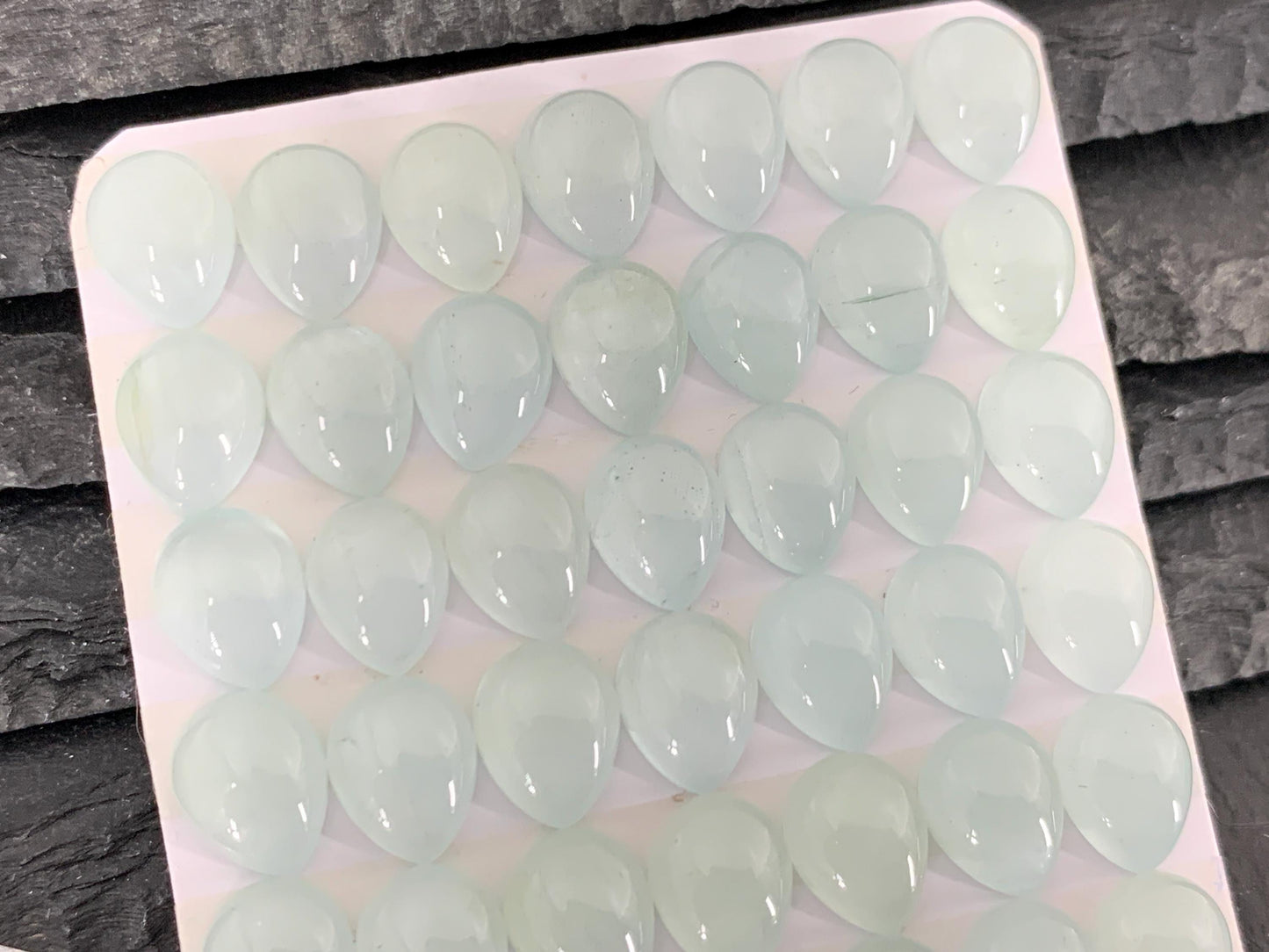 Aquamarine pear 8x10mm cabochon - Calibrated cabochons