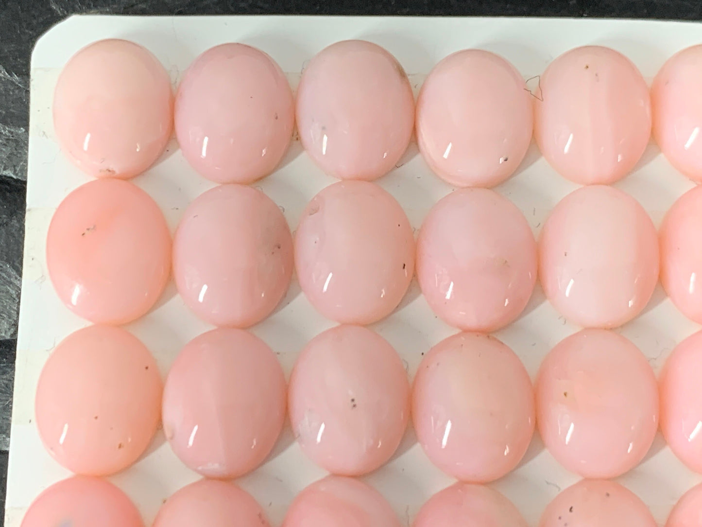 Pink Opal oval 10x12mm cabochon - Calibrated cabochons
