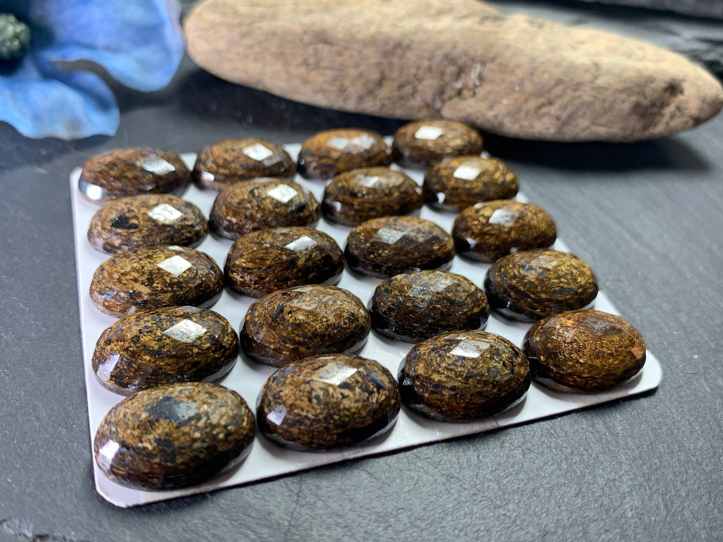 Faceted Bronzite oval 13x18mm cabochon- Calibrated cabochons