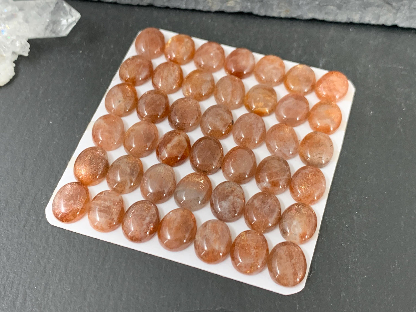 Sunstone oval 8x10mm cabochon - Calibrated cabochons