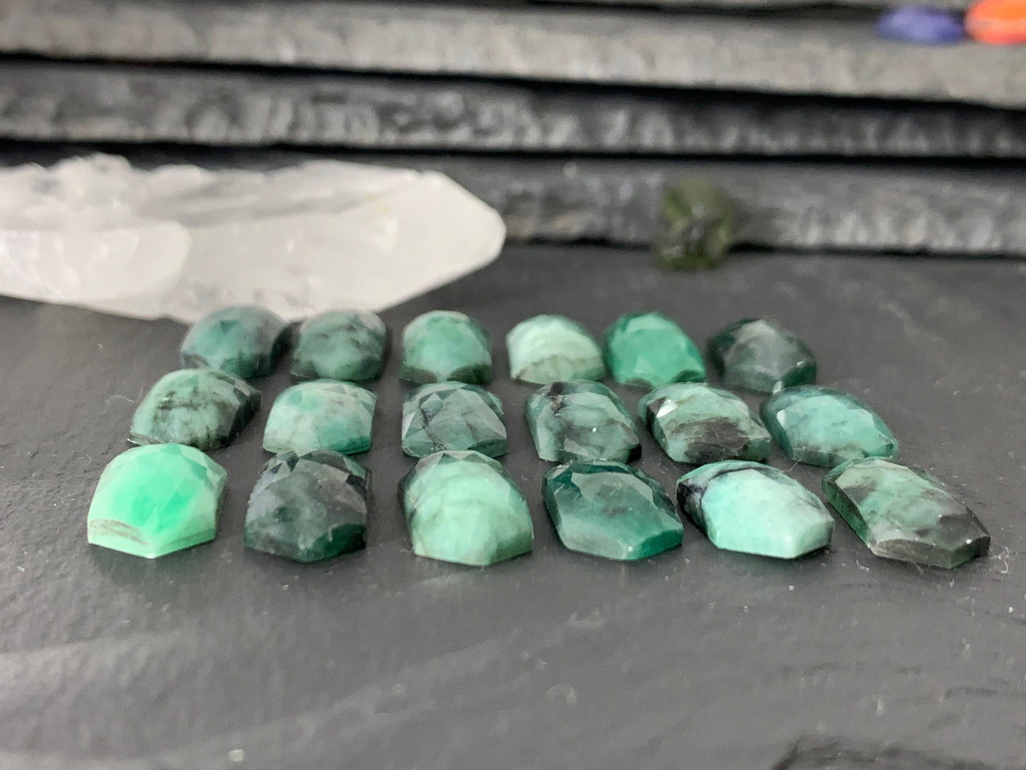 Faceted Emerald long hexagon 8x16mm cabochon
