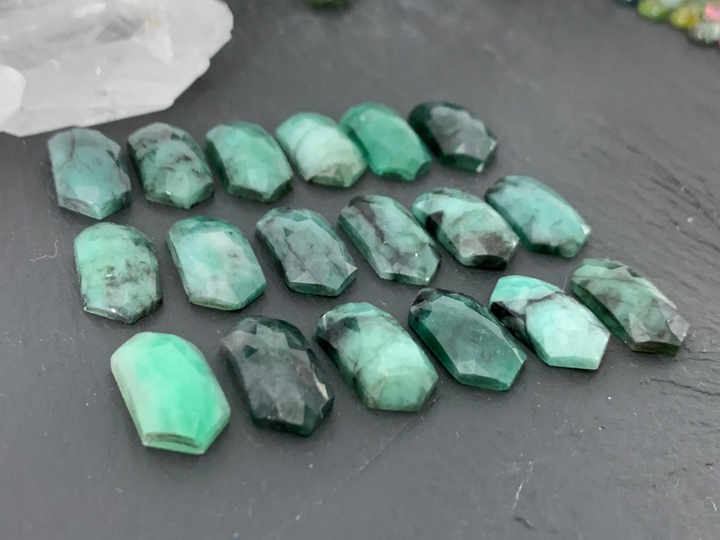 Faceted Emerald long hexagon 8x16mm cabochon